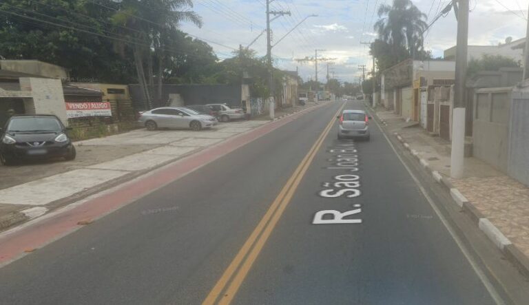Homem é morto e outro fica ferido após briga em frente a casa noturna em Pindamonhangaba