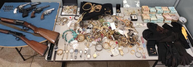 Quatro são presos pelo BAEP durante tentativa de roubo em residência de Jardinópolis