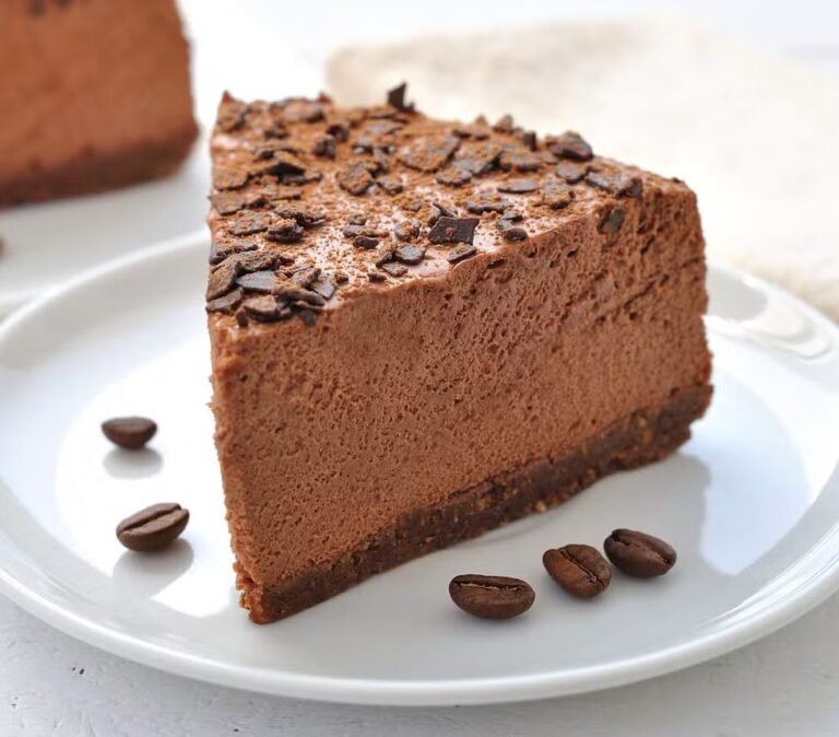 🍫 Aprenda a preparar uma torta de mousse de chocolate para suas sobremesas