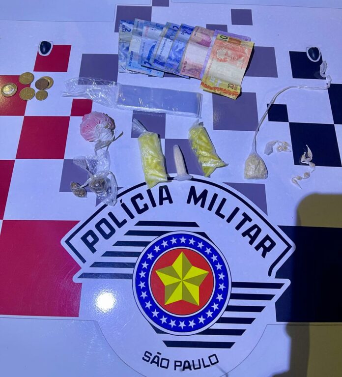 Homem é preso por tráfico de drogas em Areias Homem é preso por tráfico de drogas em Areias