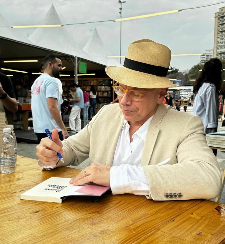 Feira do Livro de Ribeirão Preto anuncia presença de Leandro Karnal 