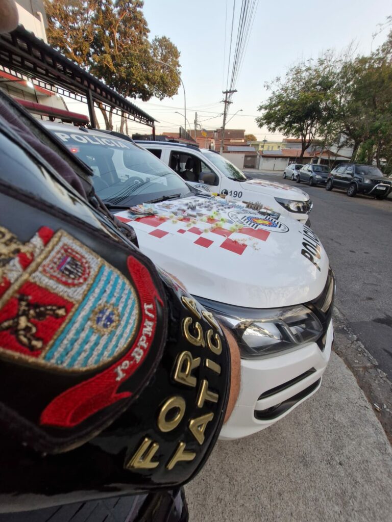 Quatro são presos por tráfico de drogas em São José