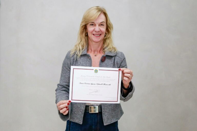 Cristina Wiazowski é diplomada primeira prefeita de Mongaguá