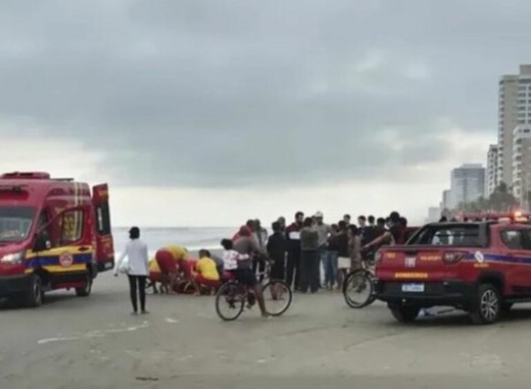 Casal é resgatado em estado grave após se afogarem em praia do litoral