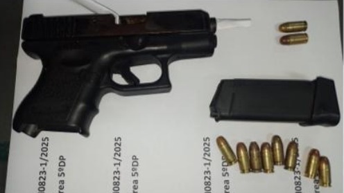 Dois homens são presos com armas de fogo com numeração raspada em São José