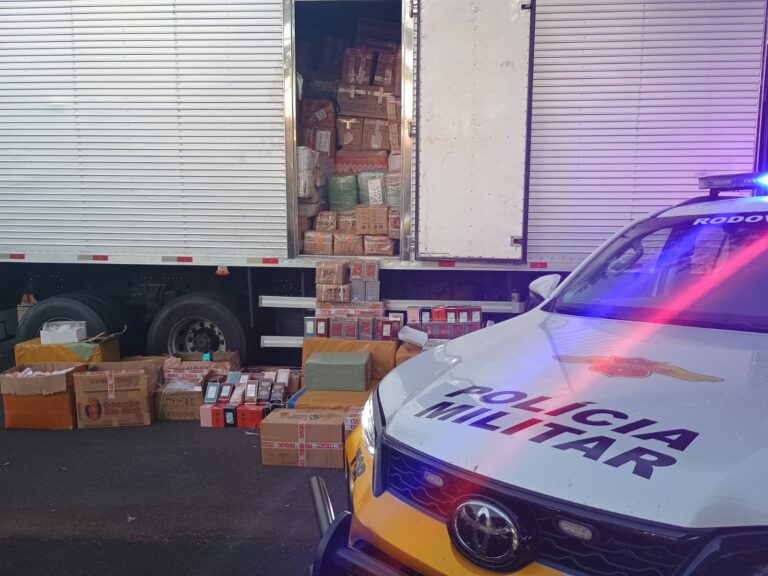 Polícia Rodoviária apreende caminhão com mercadorias sem nota fiscal em Marília