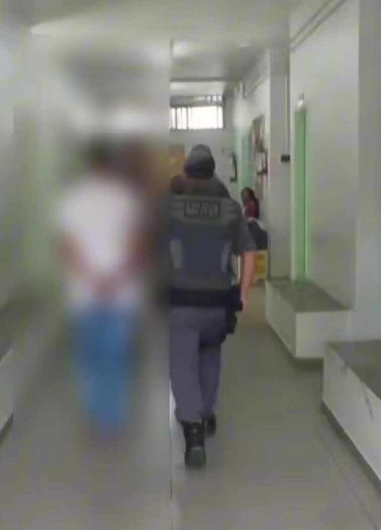 Laboratório do tráfico é desmantelado pela polícia em Pariquera-Açu