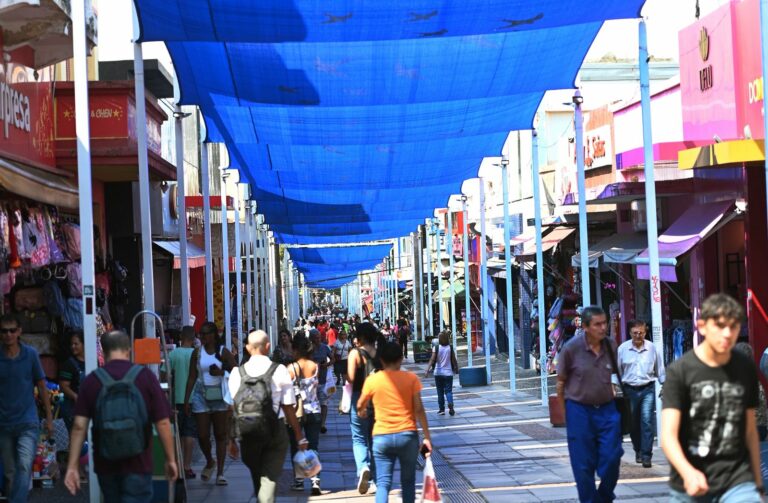 Dia dos Pais deve movimentar R$ 390 milhões no comércio da RMC, aponta ACIC