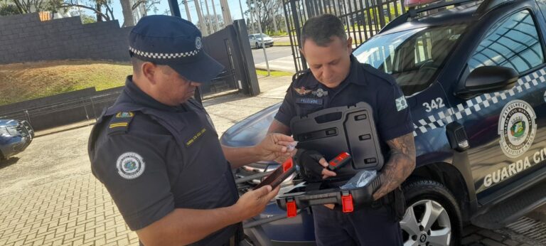 Muralha Digital identifica carro suspeito e dois homens são presos em Valinhos