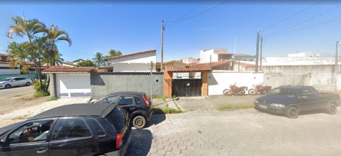 Sessão 'Fazendo a Rede' leva cinema, debate e maracatu à Casa da Democracia em Caraguatatuba