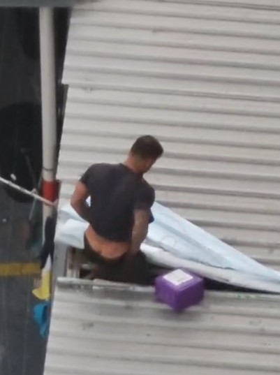 Bandido invade loja pelo telhado e furta pote de açaí