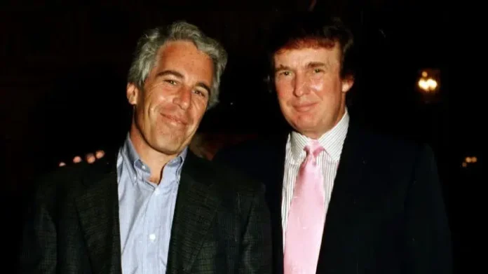 em 1997, os muito amigos Jeffrey Epstein e Donald Trump | Getty Images em 1997, os muito amigos Jeffrey Epstein e Donald Trump | Getty Images