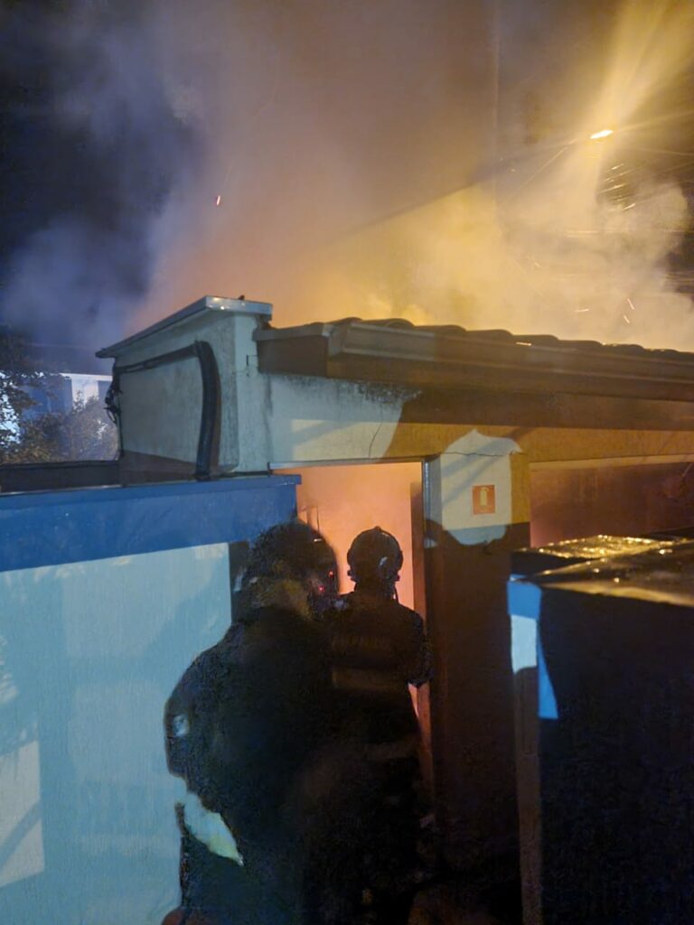 Incêndio atinge pousada em Ubatuba