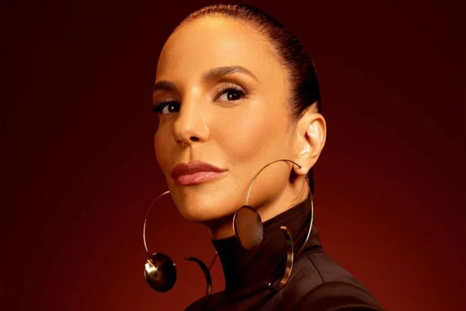 Ivete Sangalo é acusada de uso indevido de marca registrada por banda Clareou
