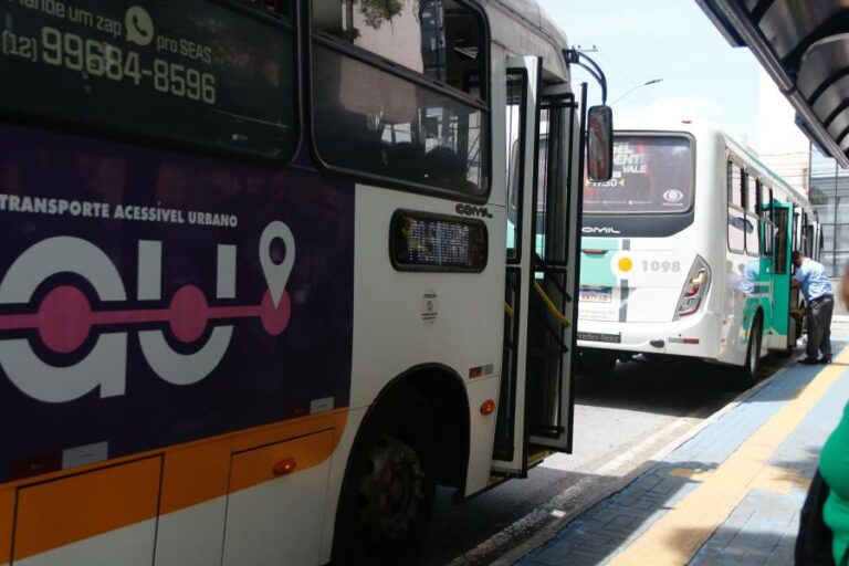 Linhas de ônibus de Taubaté têm mudanças de horários a partir desta segunda (7)