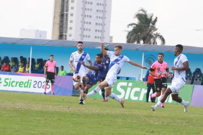 Taubaté vence São Caetano fora de casa e conquista primeira vitória na Copa Paulista