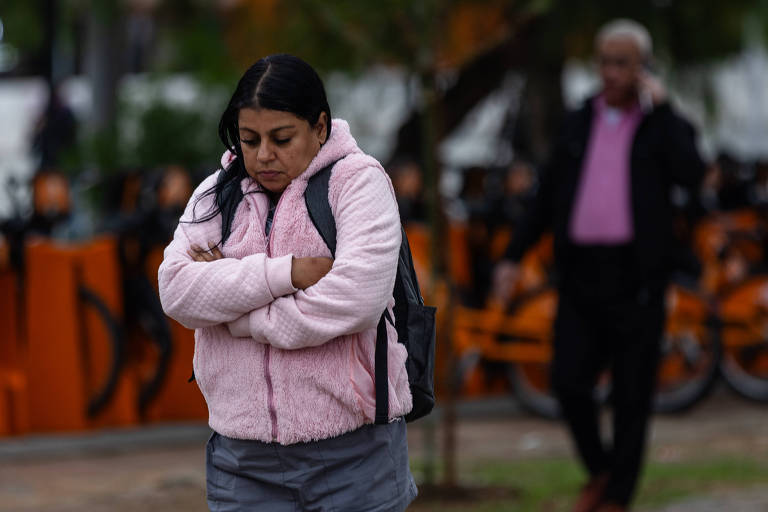 Frente fria faz temperatura despencar no domingo em São Paulo