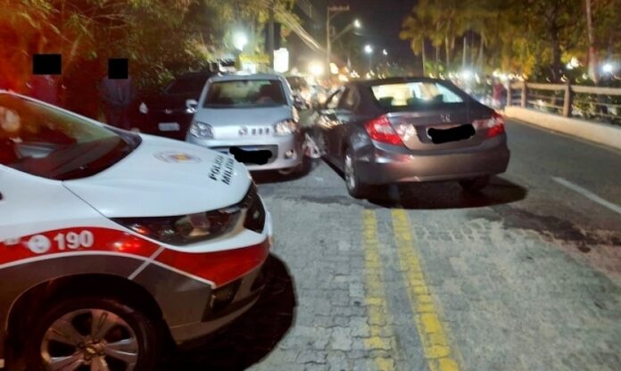 Mulher é presa por embriaguez ao volante após acidente em Ilhabela