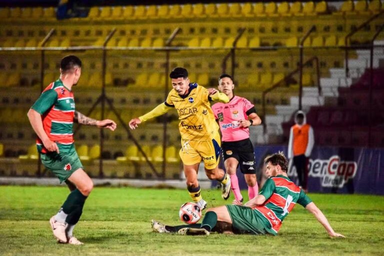 São José perde para o Oeste por 2 a 1 pela Copa Paulista