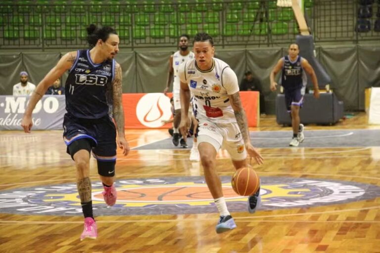 São José vence Liga Sorocabana e assume liderança do Campeonato Paulista de Basquete