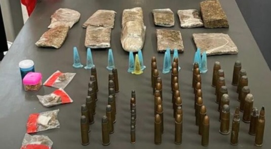 Polícia Militar Apreende Drogas e Munições em Santos