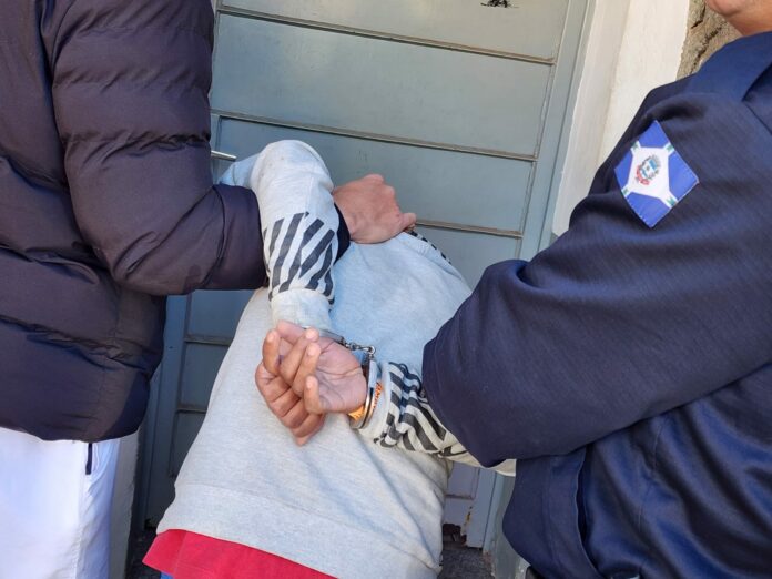 Homem é detido por tentativa de abuso contra uma idosa