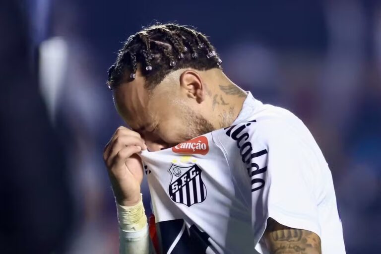 Maus resultados na nova era Neymar levam o Santos ao mercado para evitar queda
