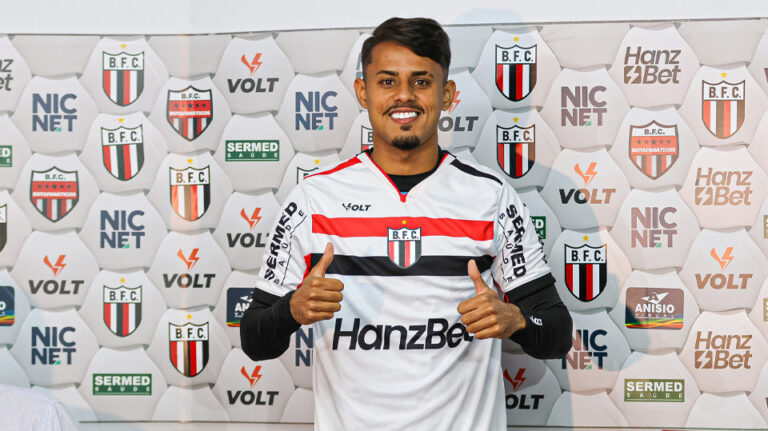 Novo reforço elogia Allan Aal e diz que os jogos restantes precisam ser encarados como “finais”