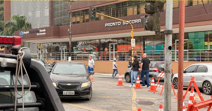 Obras em Vias de Guarujá Alteram Trânsito até Sexta-Feira