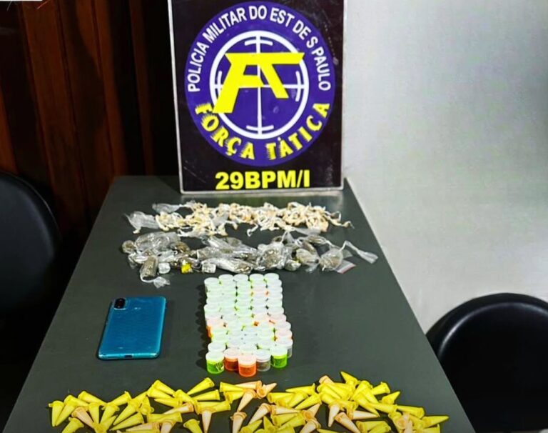 Dupla é presa por tráfico de drogas em Itanhaém