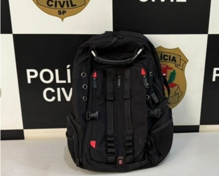 Civil cumpre mandados e localiza mochila utilizada em roubo de quase R$ 2 milhões