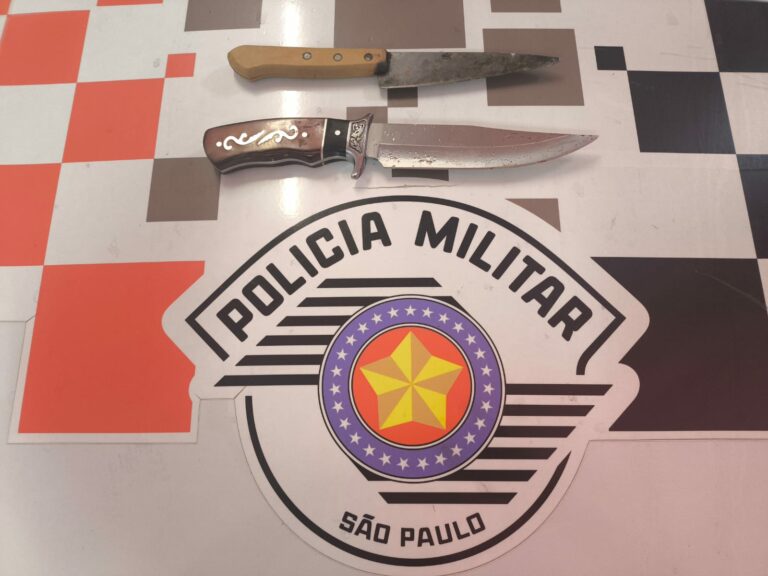 Mulher é esfaqueada pelas costas após briga por ciúmes