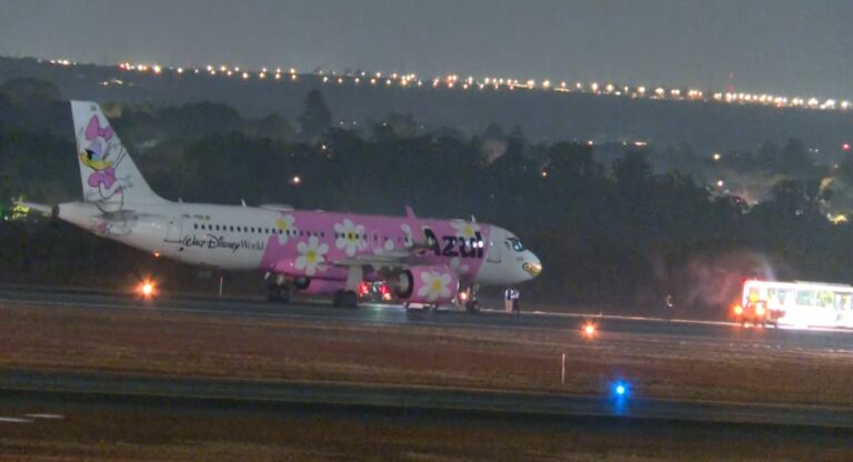 Avião precisa fazer pouso de emergência após ameaça de bomba