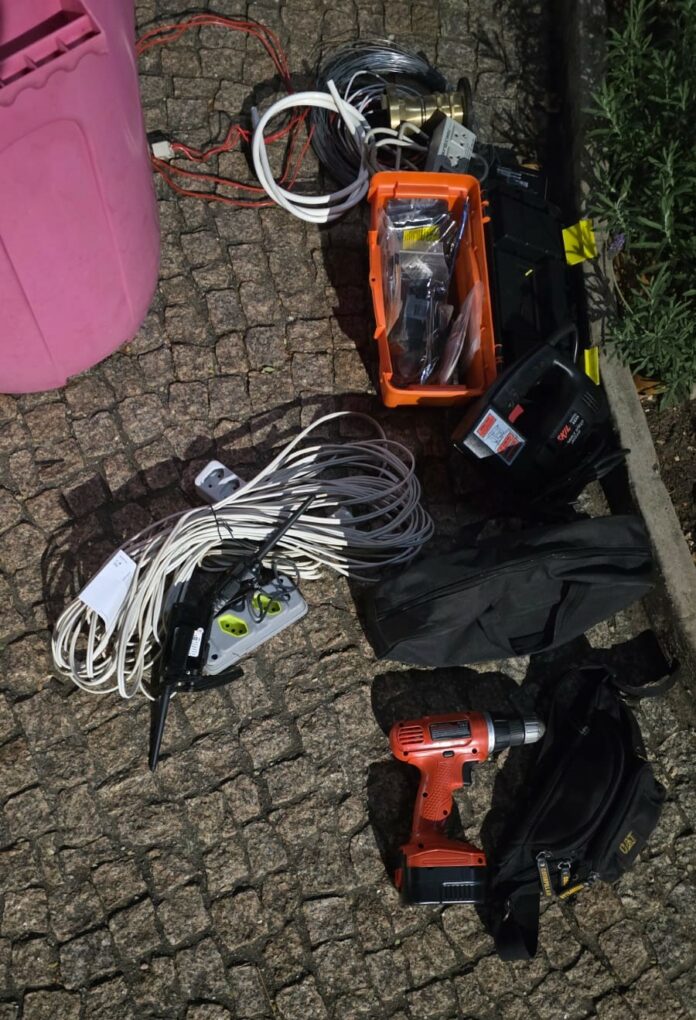 Homem é preso após furtar ferramentas em residência de Campinas