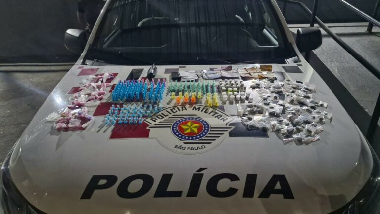 Homem é preso com quase 300 porções de drogas na zona norte de São José