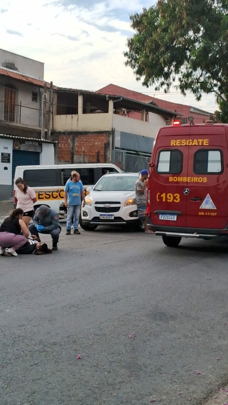 Homem fica ferido após acidente entre carro e moto em São José