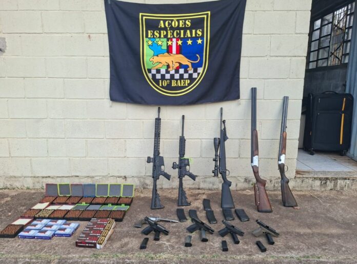 foram encontradas em um bunker de uma chácara em Americana mais armas de fogo contrabandeadas.