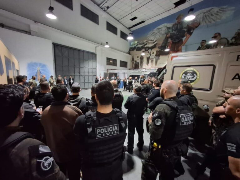 Operação em São José mira quadrilha de golpes virtuais que movimentou mais de R$ 480 milhões