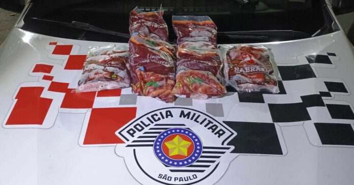 Homem é preso furtando linguiça em supermercado de São José dos Campos