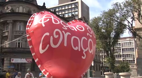 Ação do Coração 2025 emociona público em Santos com solidariedade, serviços e atrações culturais