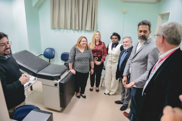 Ribeirão Preto lança ambulatório pioneiro para saúde integral da população LGBTQIAPN+