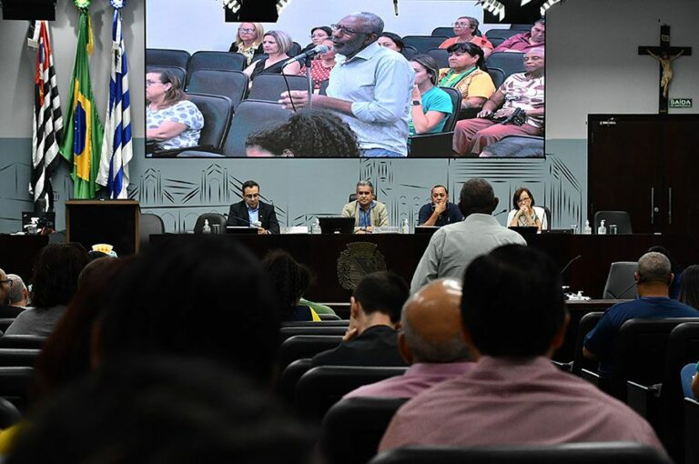 Moradores de Araçatuba reivindicam mais lazer nos bairros em audiência pública realizada na Câmara