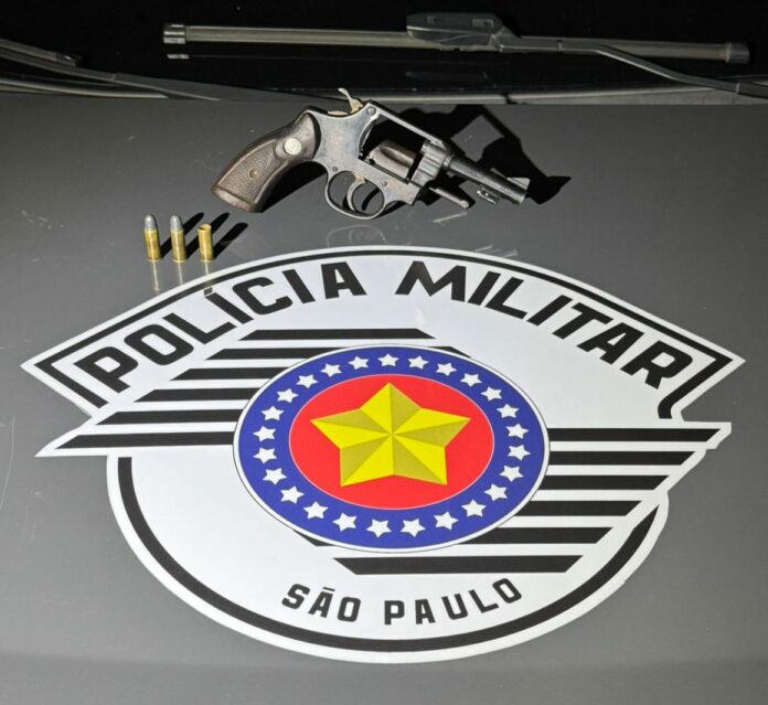 Homem é preso por porte ilegal de arma de fogo em Lorena
