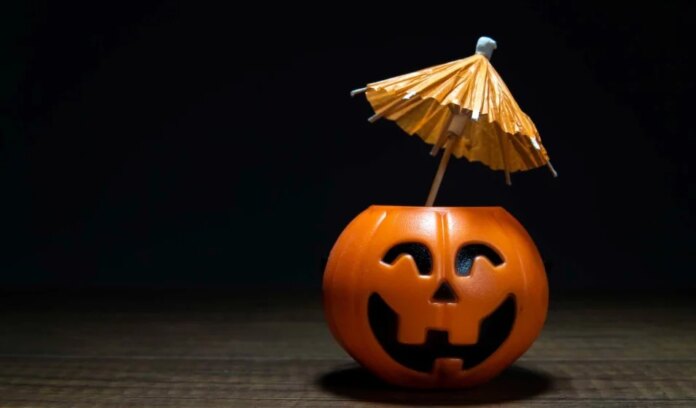 Fantasiando a dor: o que as festas fora de época revelam sobre nossas emoções