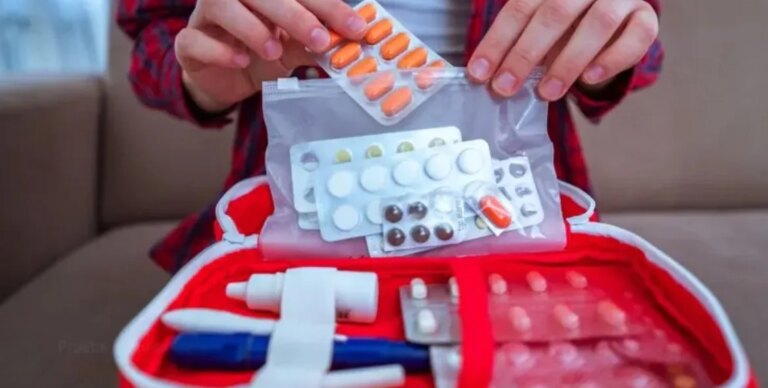 Farmacinha de viagem: cuidados que podem salvar sua vida