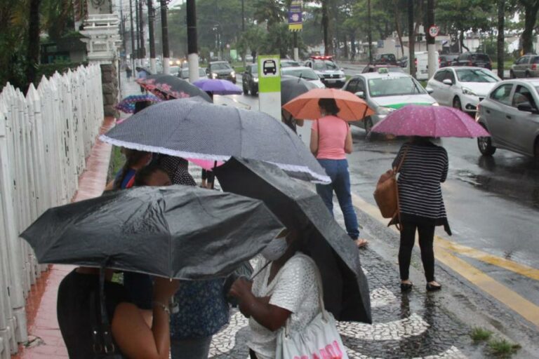 Defesa Civil emite alerta de nova frente fria na Baixada Santista