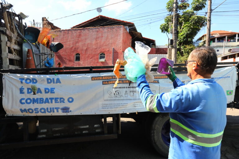 Operação Casa Limpa mobiliza zona norte de São José para combater a dengue neste sábado (7)