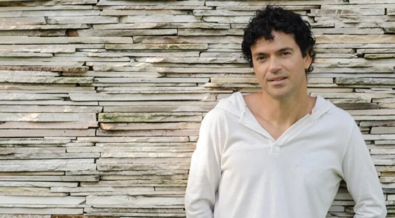 Jorge Vercillo prepara álbum de remixes e renova hits dos anos 2000