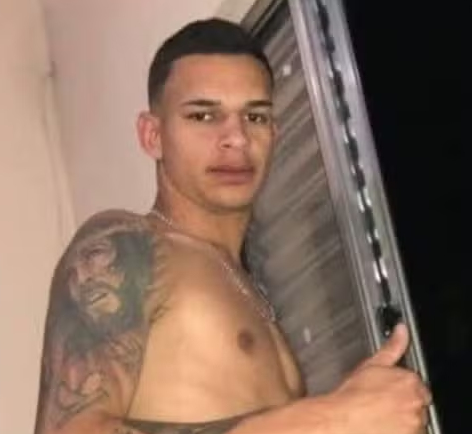 Jovem é encontrado morto com a cabeça presa na grade do quarto da ex em Eldorado