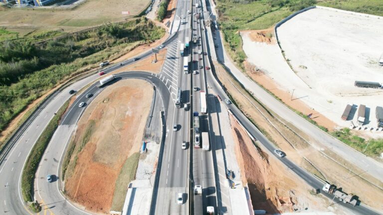 Nova marginal da Dutra em Jacareí começa a funcionar nesta segunda (25)
